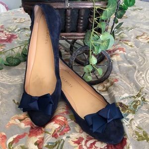 PERFECT Blue suede flats